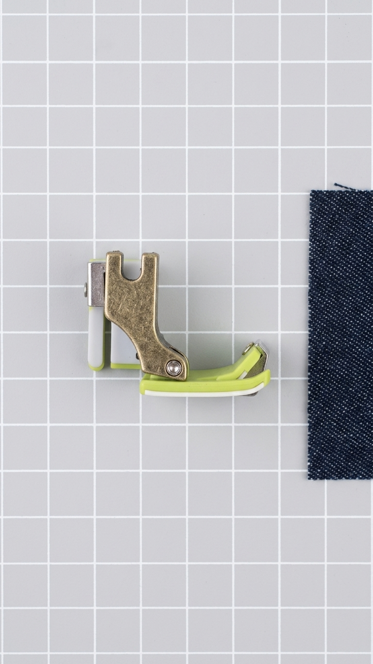 T9-S Teflon Plastic Presser Foot
